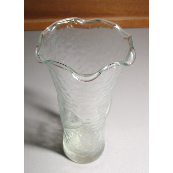 Clear Glass Vase with Embossed Heart & Wavy Rim Textured Romantic Decor 7 Inches - Picture 2 of 4